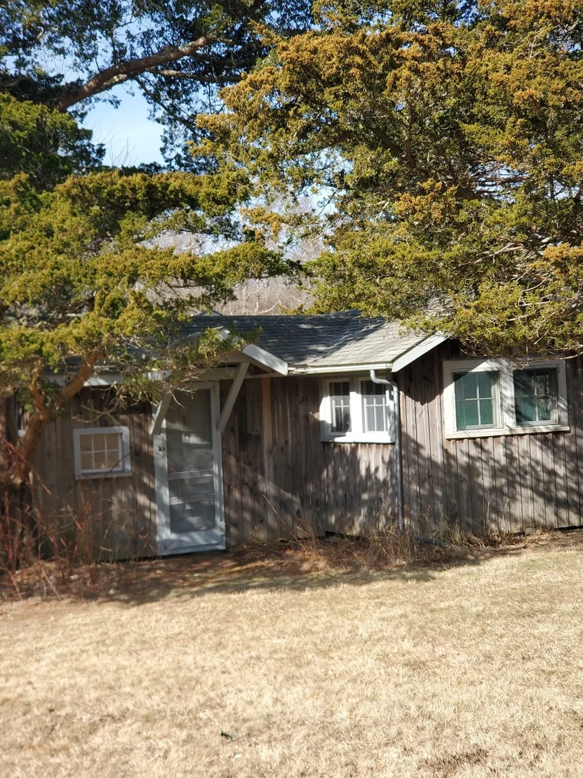 Photo of 1749 Main Road
