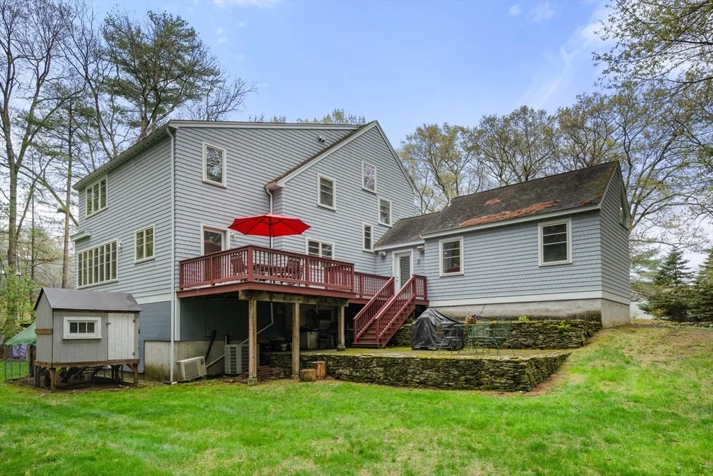 Photo of 4 Deacon Ln