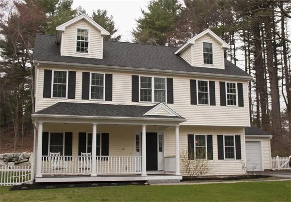 Photo of 14 Mohawk Dr