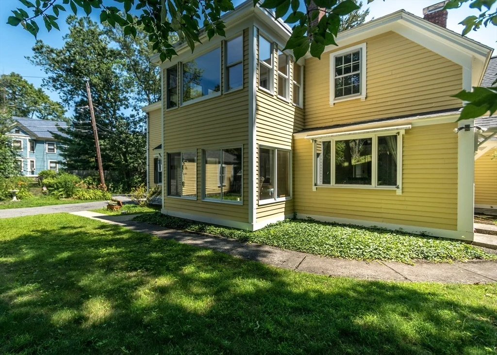 Photo of 326 Bacon Street