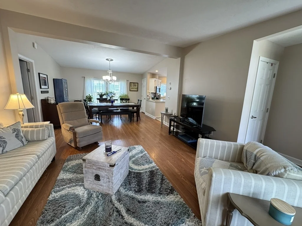 Photo of 61 Brookstone Dr.