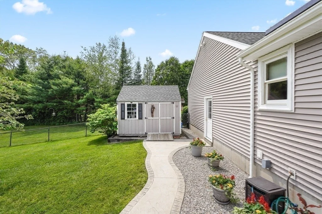 Photo of 16 Blueberry Way