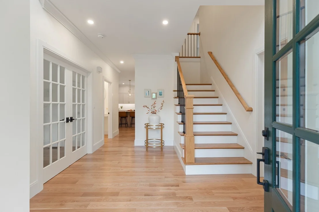 Photo of 472 Summer Avenue