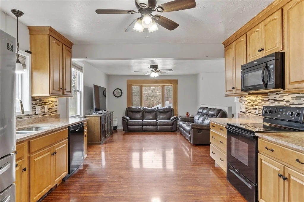Photo of 53 Laurel Hill Rd