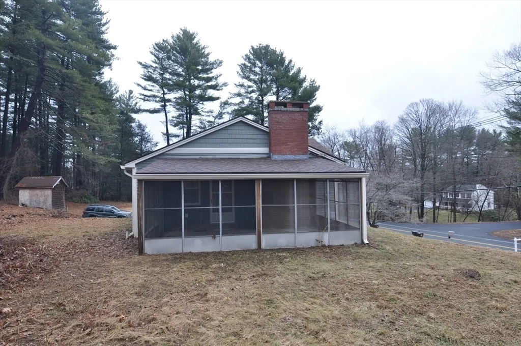 Photo of 149 Shaker Rd