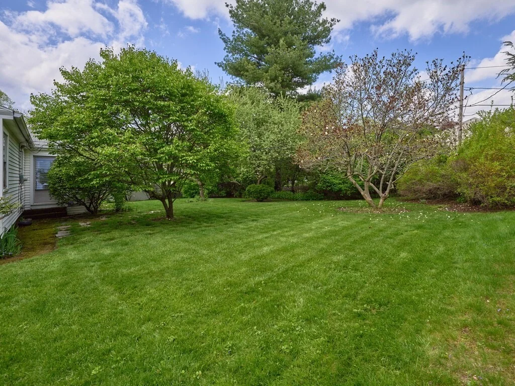 Photo of 42 Ellis Dr.