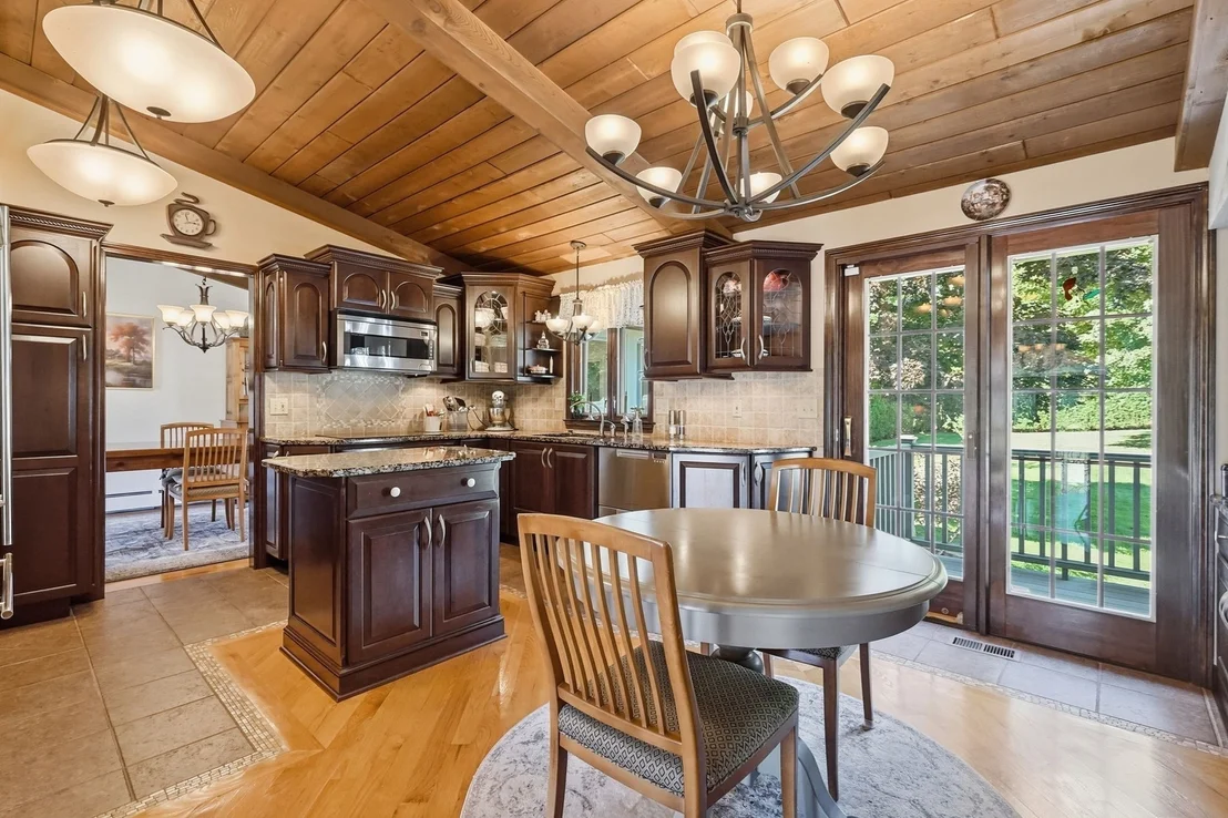 Photo of 105 Higher Brook Dr