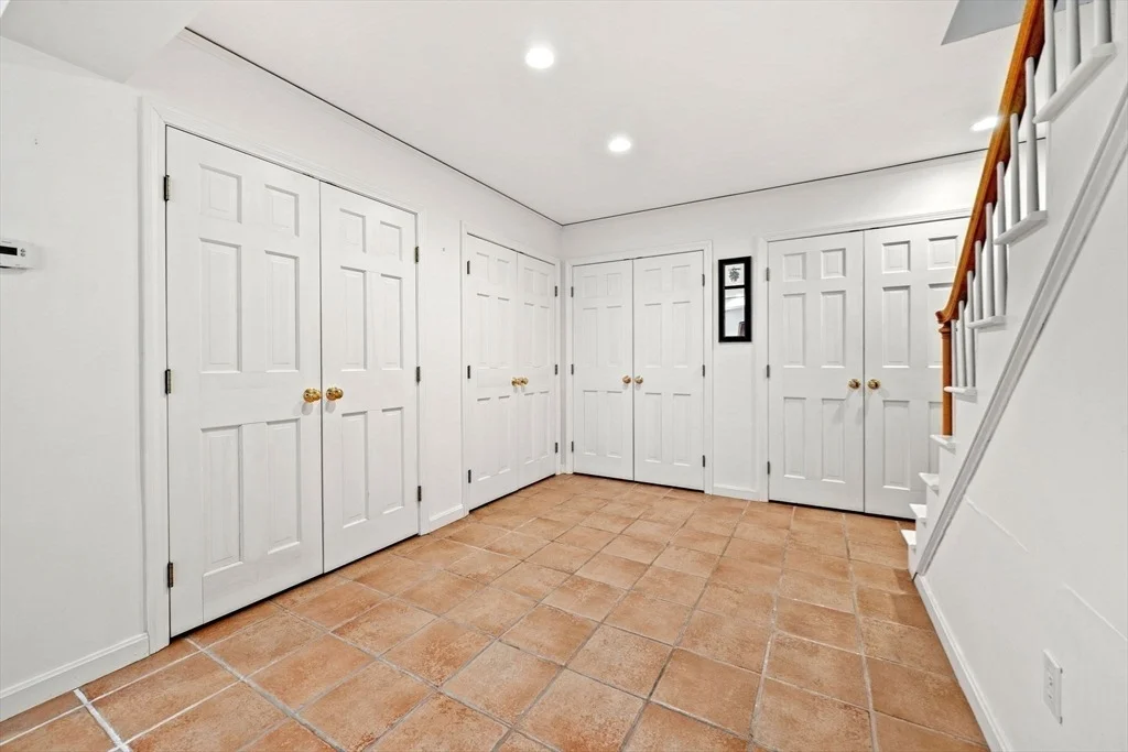 Photo of 7 Leslie Cove