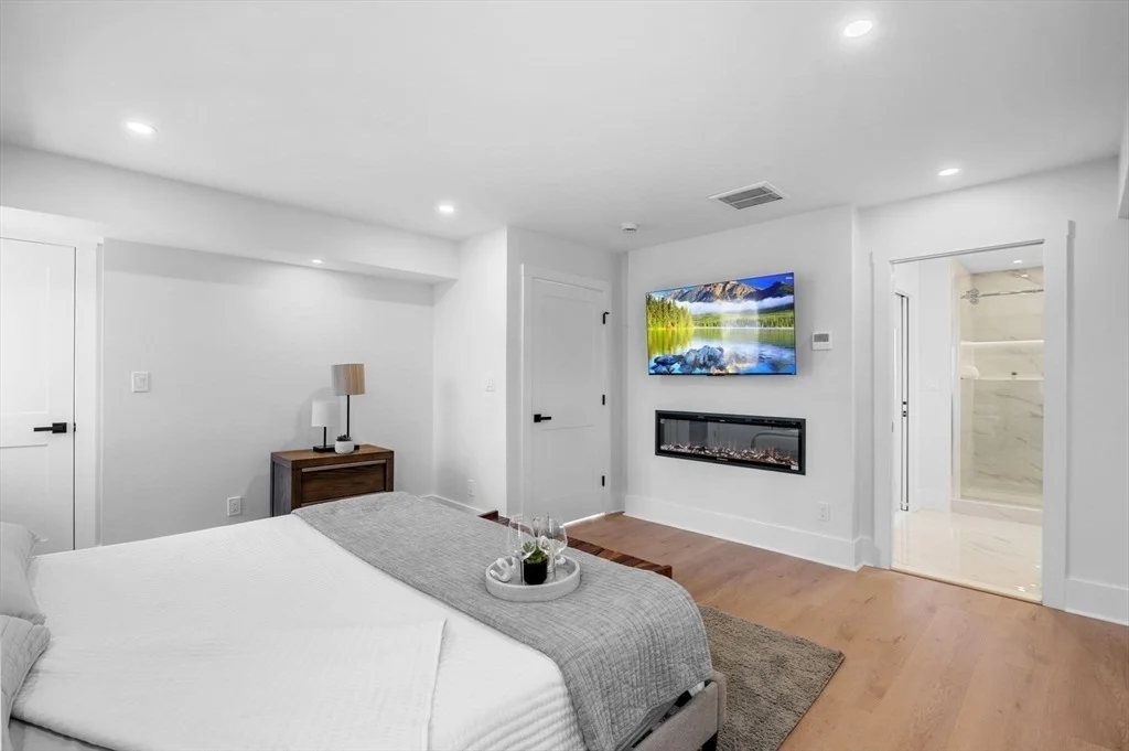 Photo of 30 Burdett Road