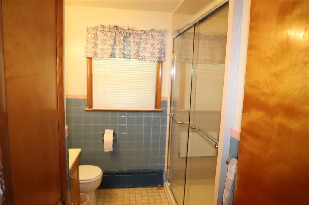 Photo of 25 Peer St.