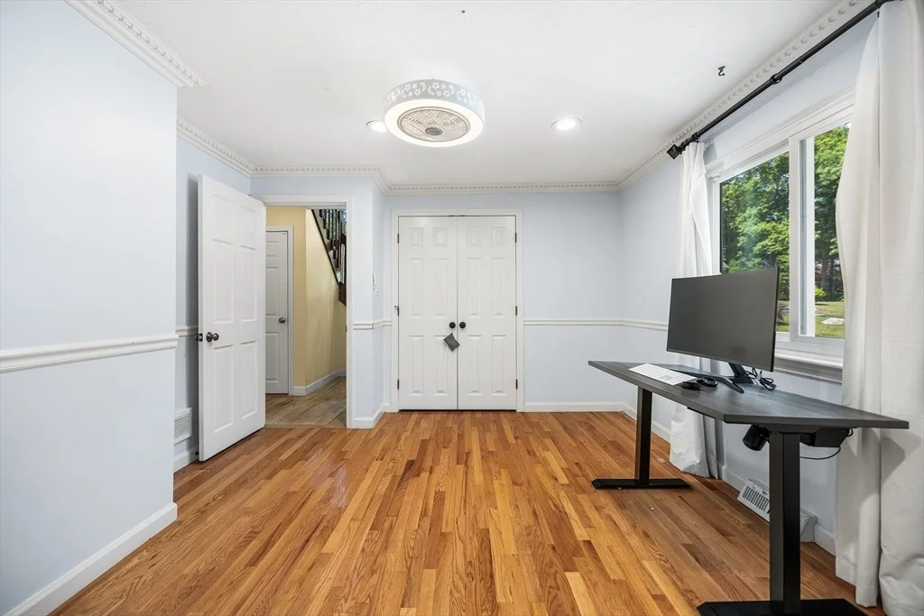 Photo of 7 Sherborne Cir