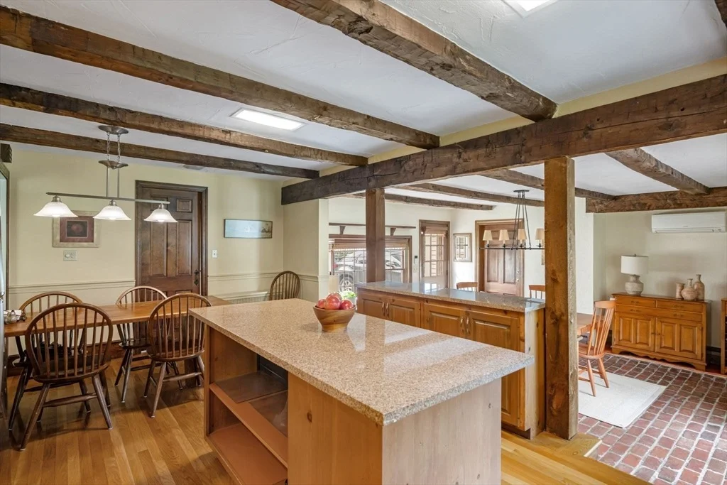 Photo of 494 Cushing