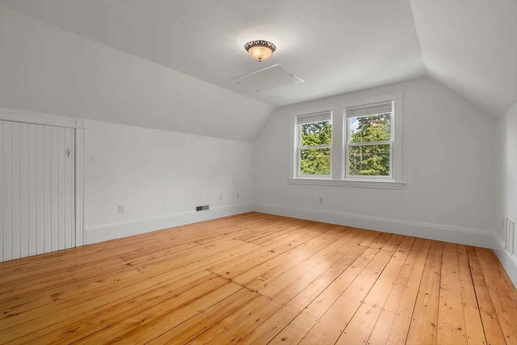 Photo of 302 Concord Road