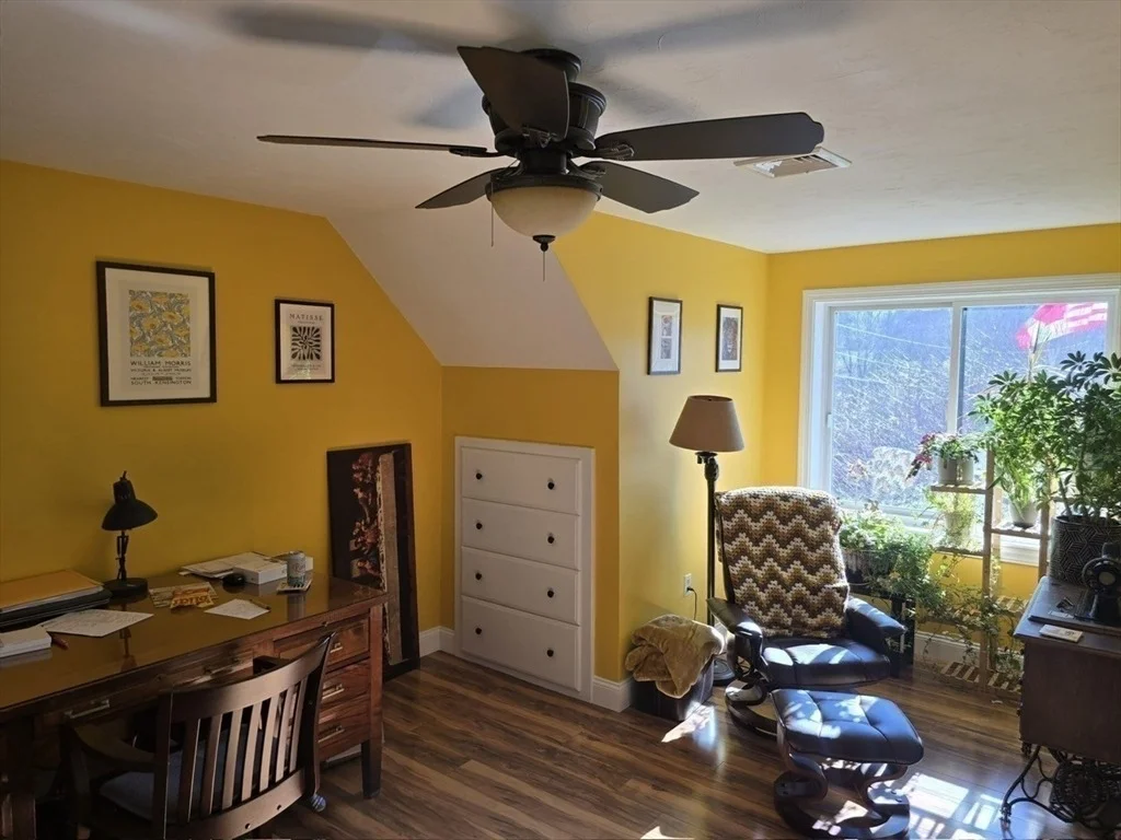 Photo of 162 Sutton Ave