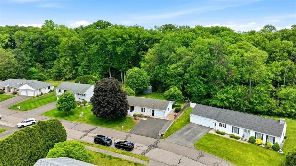 Photo of 108 Oak Knolls Circle