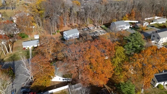 Photo of 42 Lantern Ln