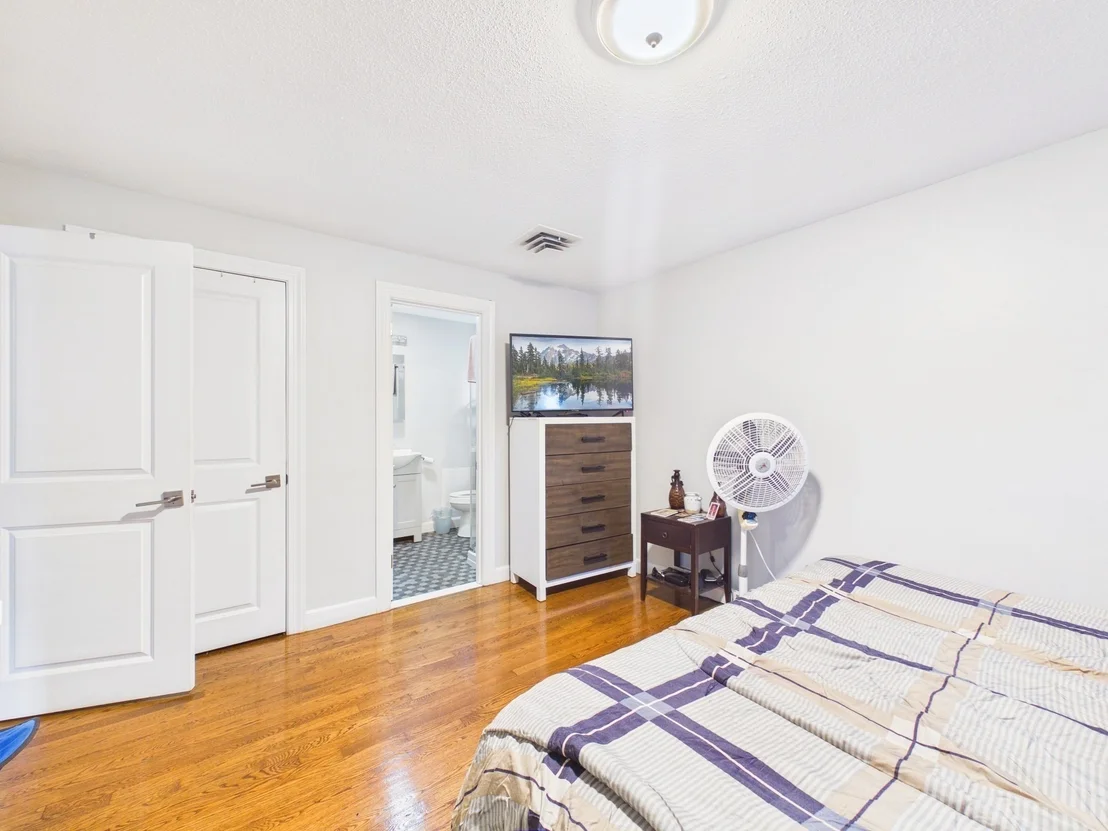 Photo of 15 Sunset Dr