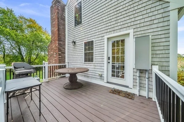 Photo of 35 Holbrook Ave