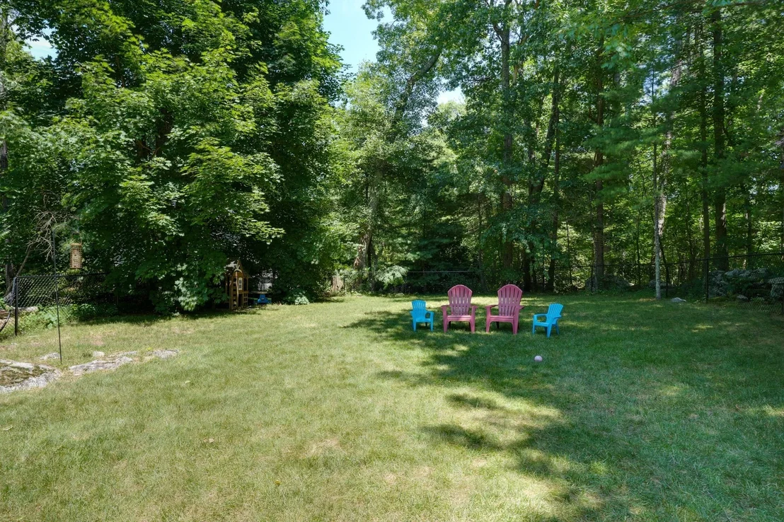 Photo of 18 Coolidge Cir