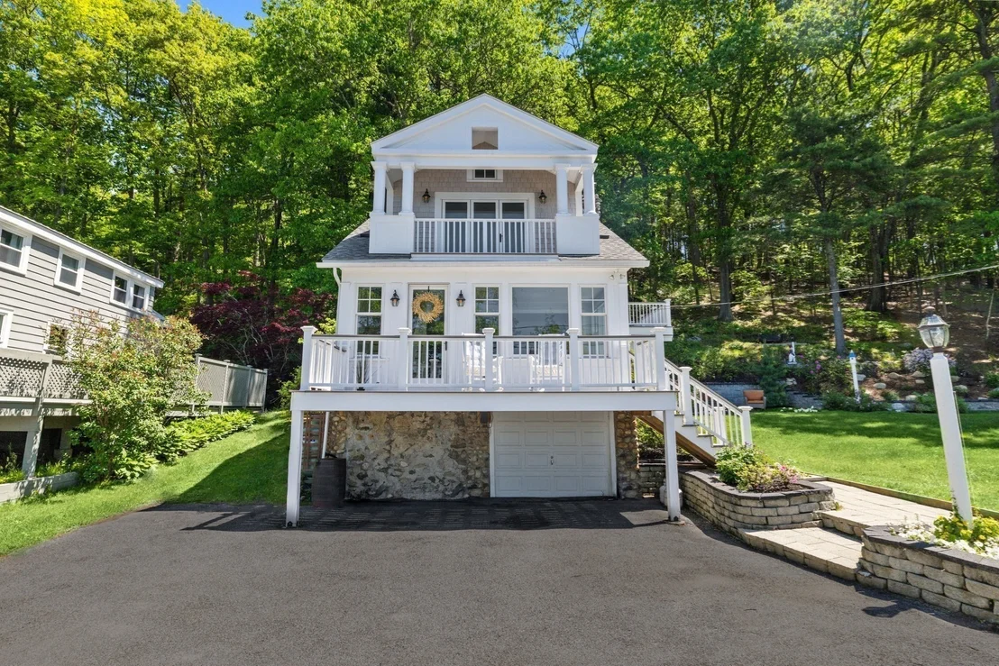 Photo of 35 Keyes Rd