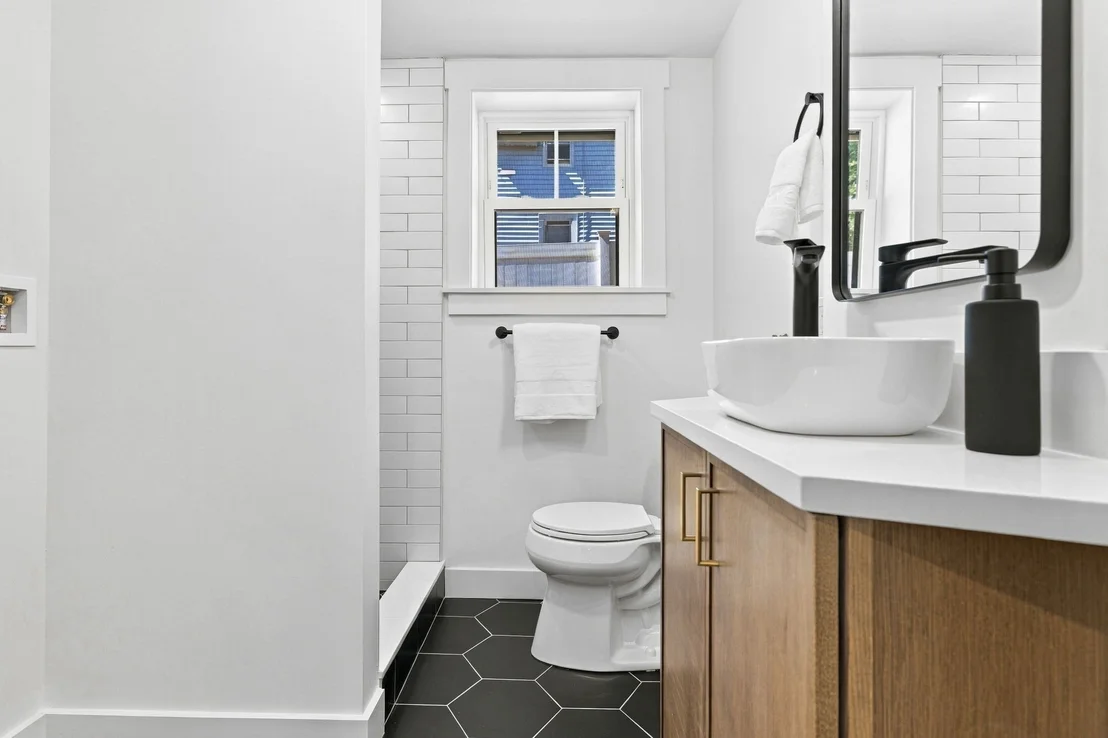 Photo of 8 Rodman Rd