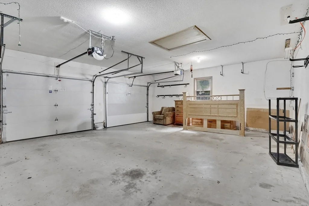 Photo of 61 Caitlin Dr