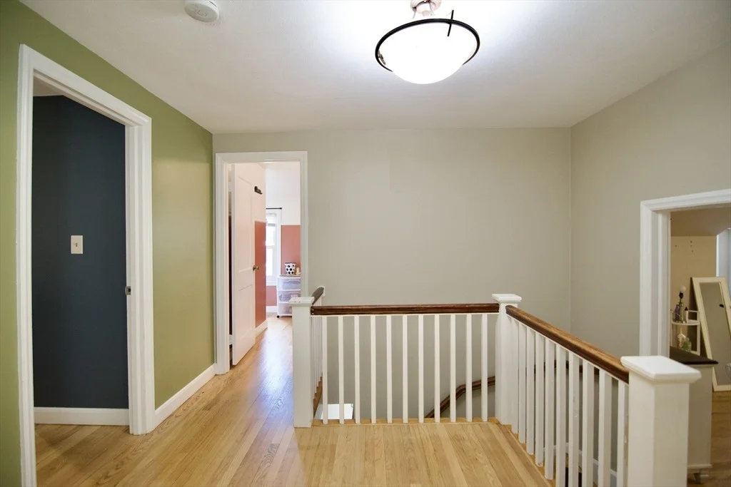 Photo of 55 Bridle Path Rd