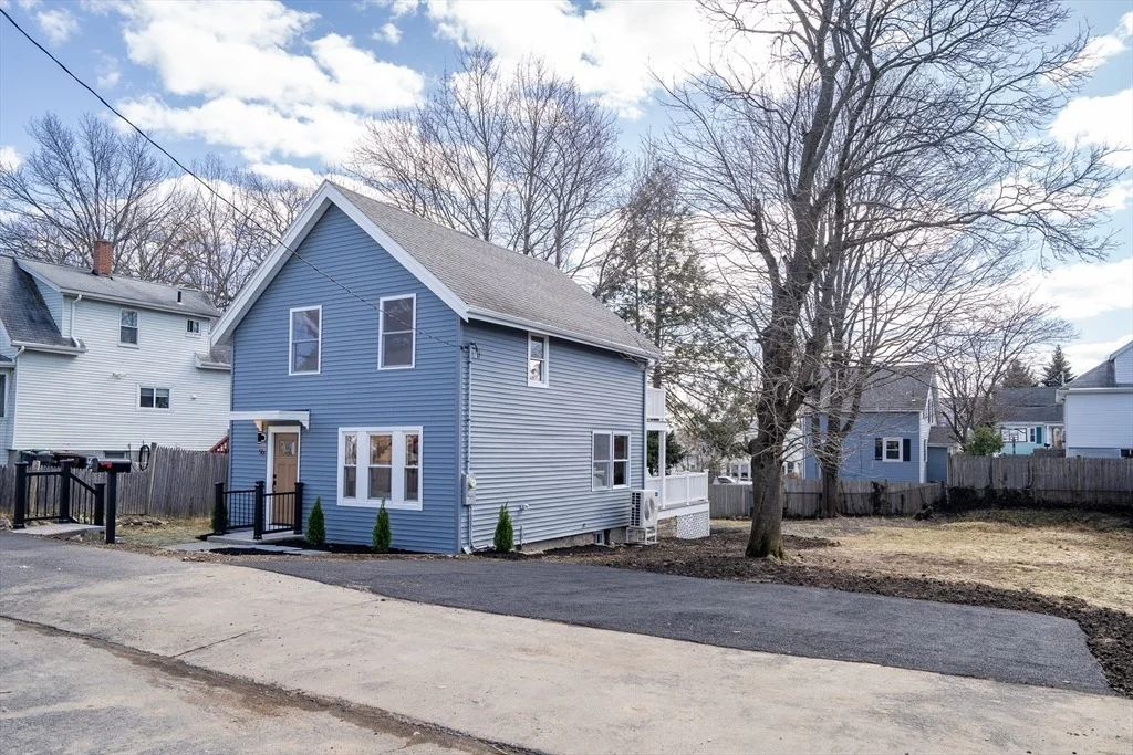 Photo of 56 Riverview St