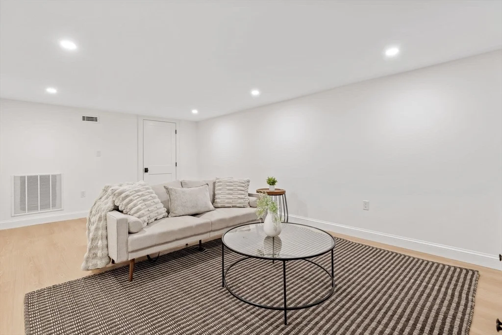 Photo of 56 Valentine Rd