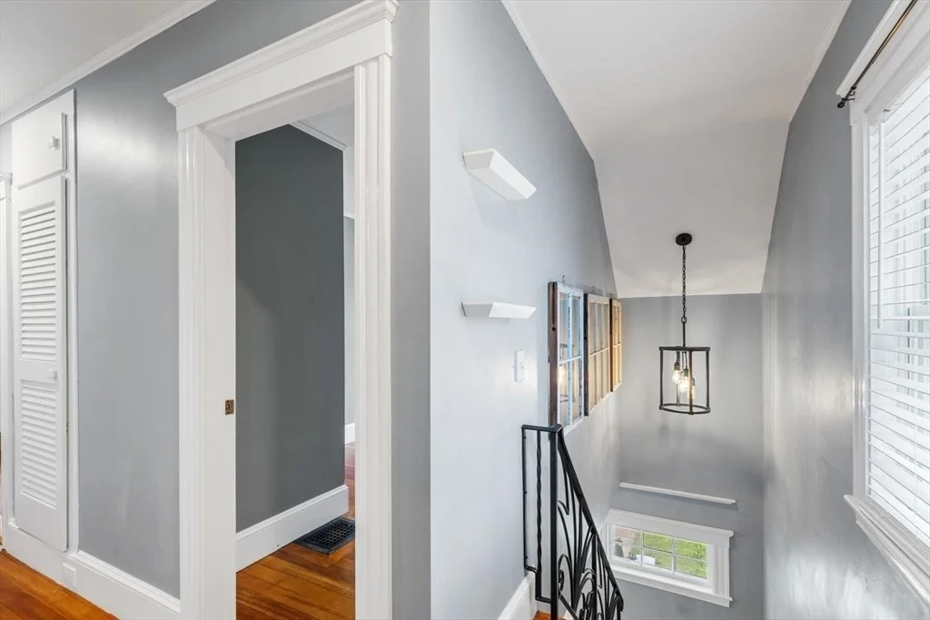 Photo of 19 Brooklawn Terrace