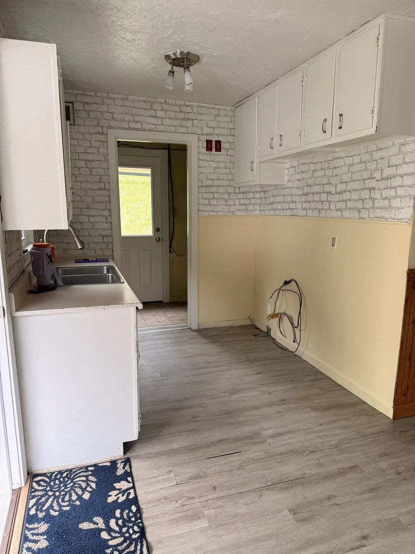 Photo of 131 Anzio Rd