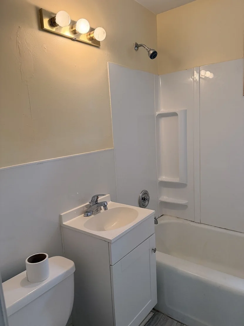 Photo of 131 Anzio Rd