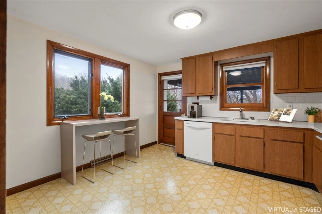 Photo of 6 Nancy Cir
