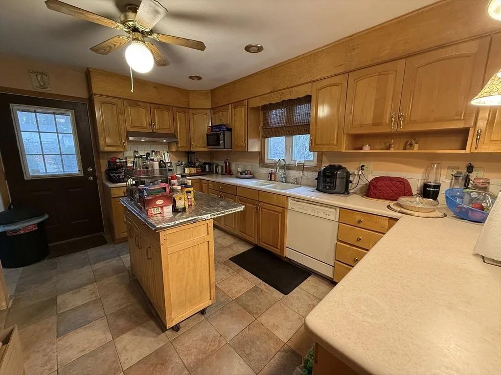 Photo of 287 Bacon St