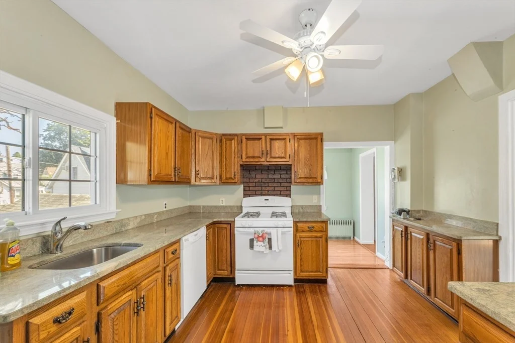 Photo of 39 Arbor Lane