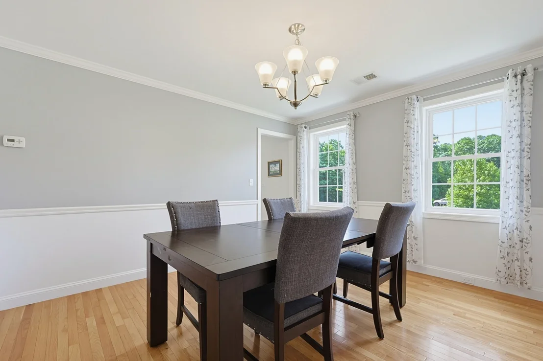 Photo of 15 Willow Brook Lane