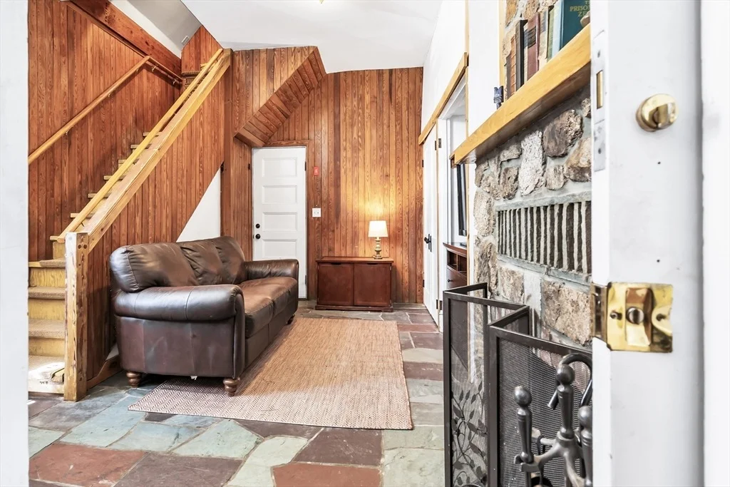 Photo of 40 Webster Ave