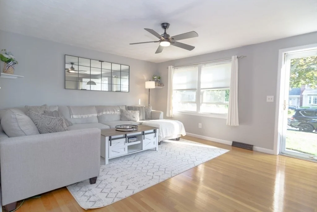 Photo of 444 Knollwood Drive