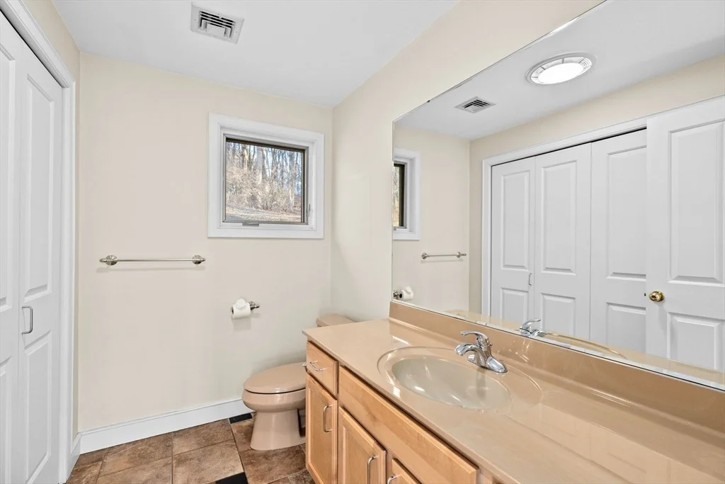 Photo of 56 River Rd