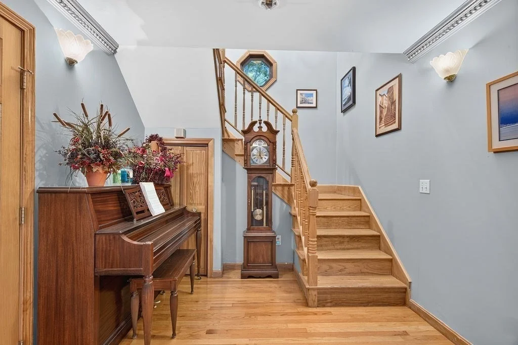 Photo of 279 Sprague Street