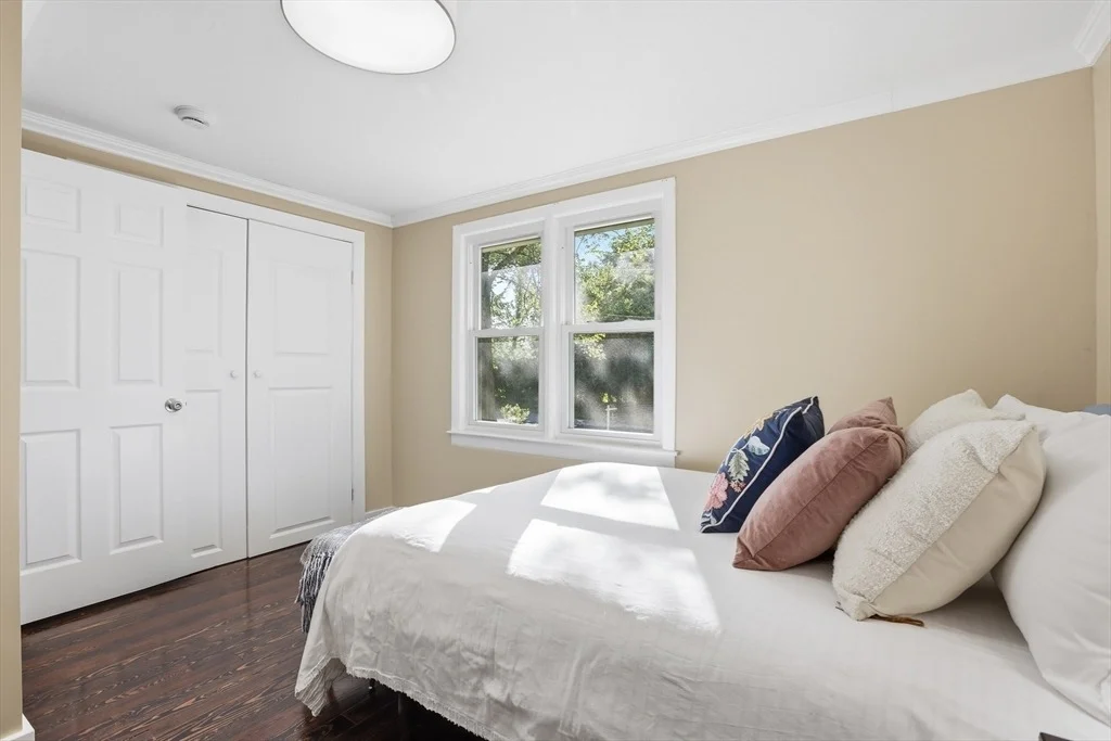 Photo of 111 Pleasant Street