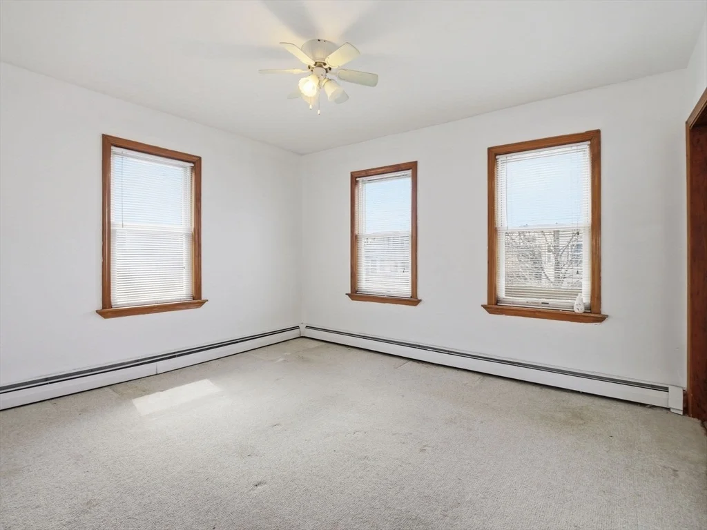 Photo of 10 Almont Ave