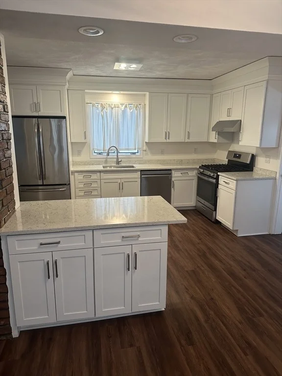Photo of 165 Springvale Avenue