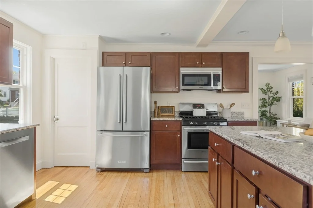 Photo of 220 Hillside Avenue