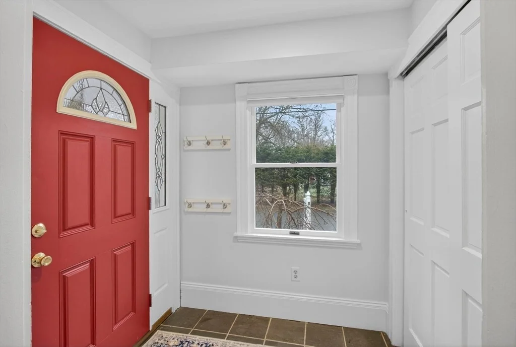 Photo of 52 Maple St