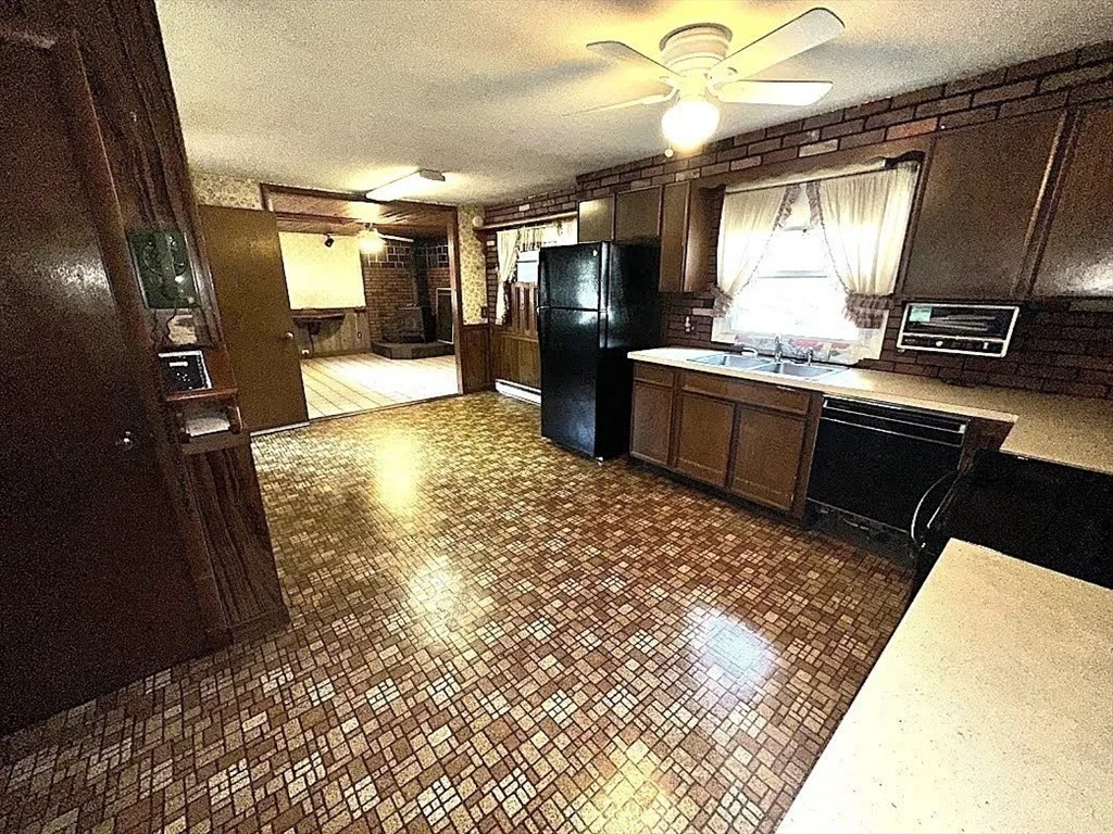 Photo of 208 Roy Street