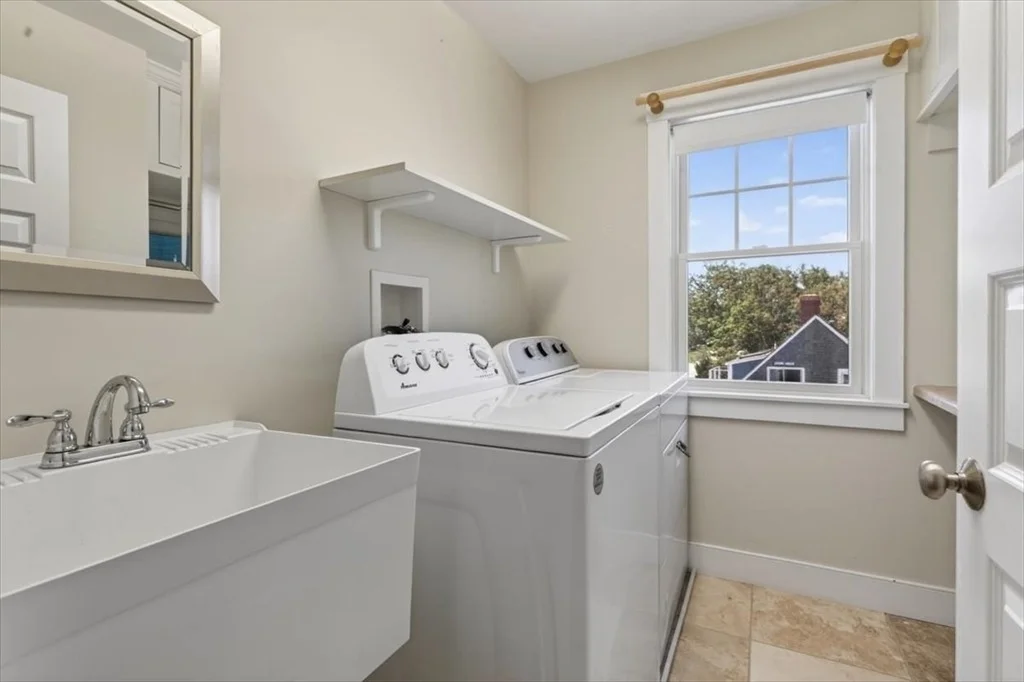 Photo of 33 Oceanside Drive