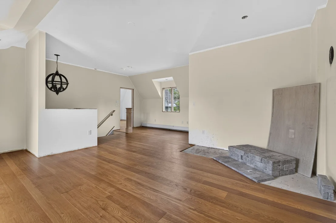 Photo of 304 High Rd