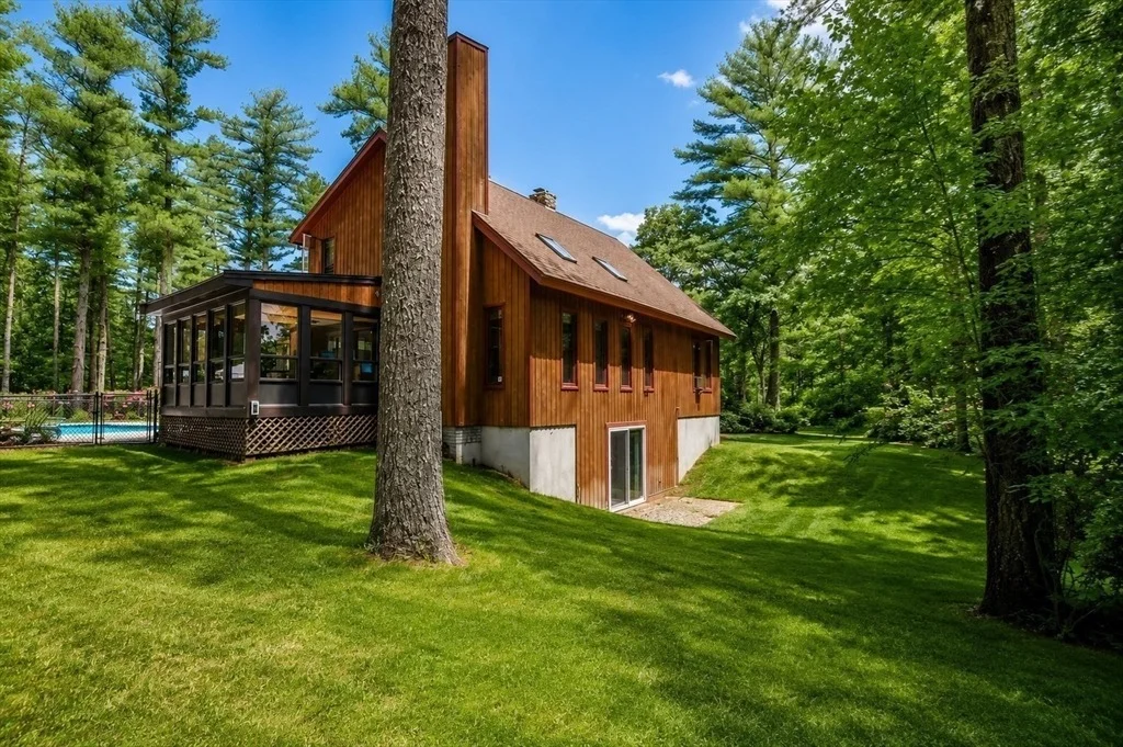 Photo of 47 Walnut Plain Rd