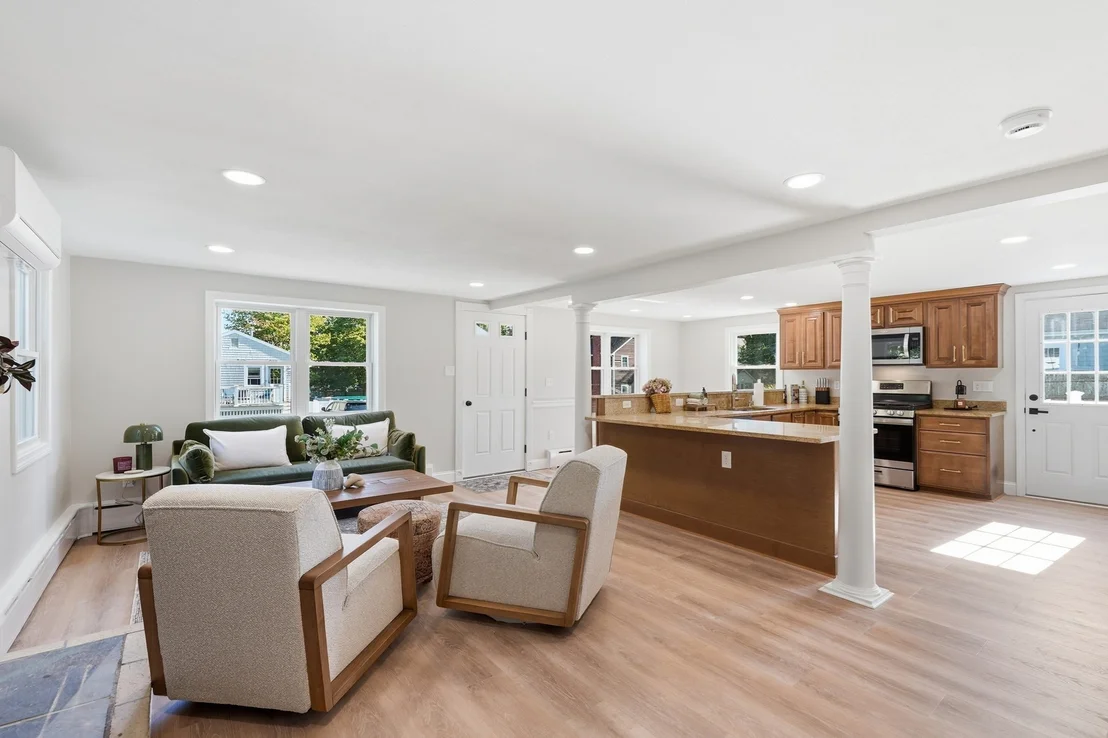 Photo of 98 Towne Way